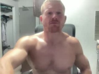 rileyprice312 live webcam thumbnail