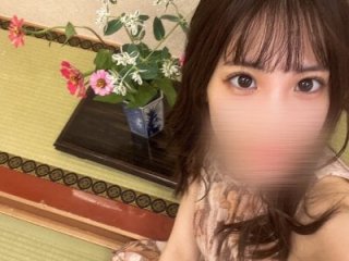 riri__nyan_o0 live webcam thumbnail