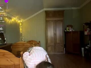riskykiss live webcam thumbnail