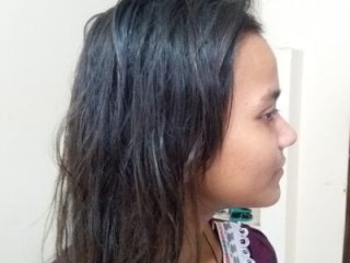 riya190 live webcam thumbnail