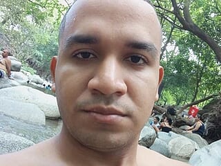 Roberto27051 live webcam thumbnail
