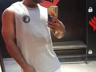 Rodrigues99 live webcam thumbnail