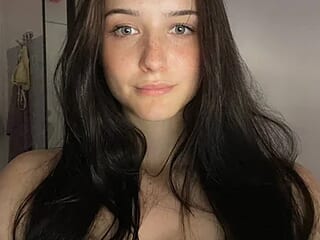 RoseDiebol live webcam thumbnail