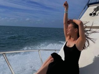 RosieMarvel live webcam thumbnail