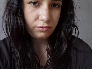 Rossyta_r live webcam thumbnail