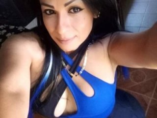 Rosy_sexxx live webcam thumbnail