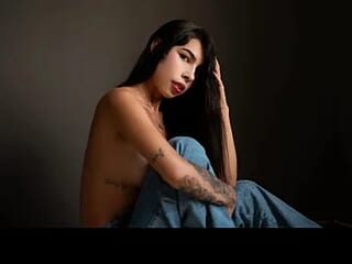 RoxyReinn live webcam thumbnail