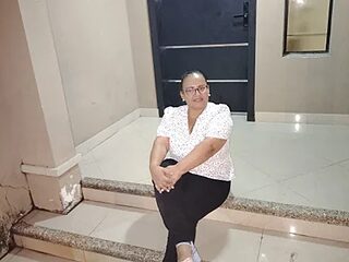 Roxy_77 live webcam thumbnail