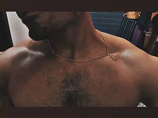 RoyalTeaseX live webcam thumbnail