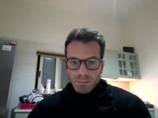 roberpierre_ho live webcam thumbnail