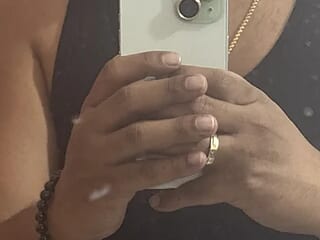 robymeaty live webcam thumbnail