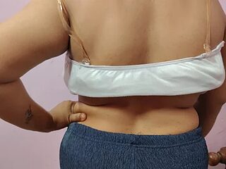 roopa__ live webcam thumbnail