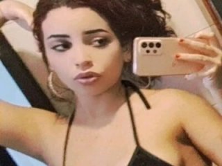 rosanahotwife live webcam thumbnail