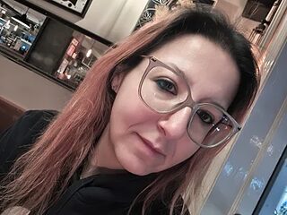 rossablu-69 live webcam thumbnail