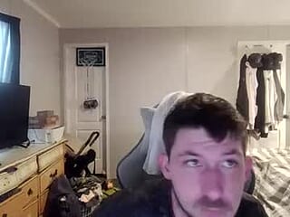 roussedylan9 live webcam thumbnail