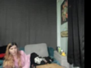roxihazeleyes live webcam thumbnail