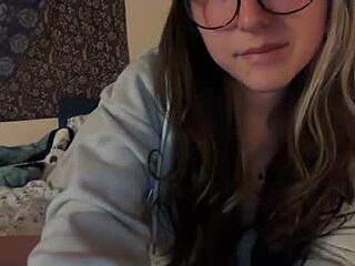 roxxxieramrz13 live webcam thumbnail