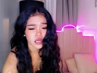 roxxy_blossom live webcam thumbnail