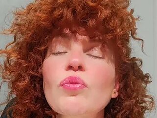 roxybykiss live webcam thumbnail