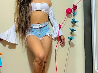 RubiaMorena live webcam thumbnail