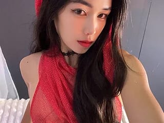 Rubywangg live webcam thumbnail