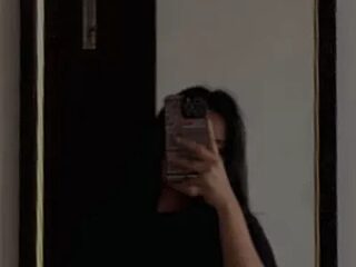 Ruchi_Singh0 live webcam thumbnail