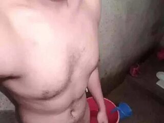 Russel2025 live webcam thumbnail
