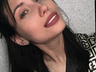 RuthClayton live webcam thumbnail