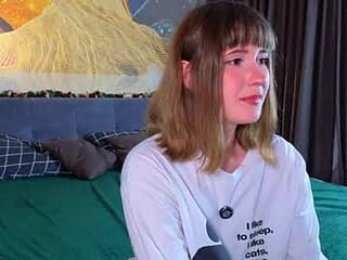 rubycrystel live webcam thumbnail