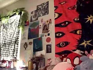 rubyred6923 live webcam thumbnail