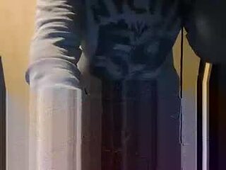 rugby_boy200 live webcam thumbnail