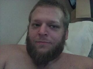 rugrat28110 live webcam thumbnail