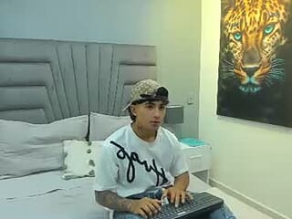 ruslan_marcel live webcam thumbnail