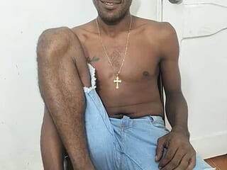 Ryan_chocolate_horny live webcam thumbnail