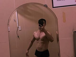 Ryandyan live webcam thumbnail