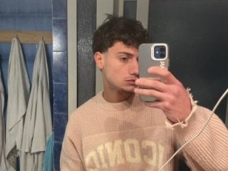 SAINT69BLABLA live webcam thumbnail