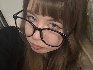 SadeHowen live webcam thumbnail