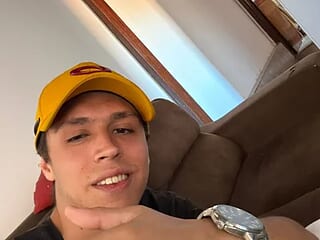Safadomg2001 live webcam thumbnail