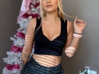 SalemAlexiss live webcam thumbnail