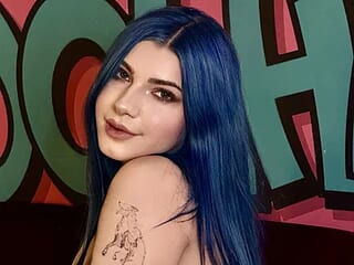SallyMoonn live webcam thumbnail