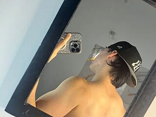 Salvatore_angelo live webcam thumbnail