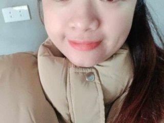 Samia_102 live webcam thumbnail