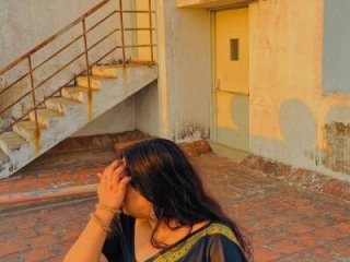 Saniya_K2 live webcam thumbnail