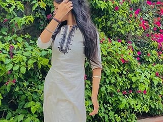 Saniya_Sony143 live webcam thumbnail
