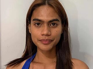 SapphiraOrion live webcam thumbnail