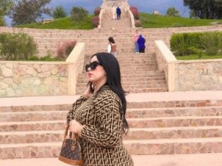 SaraChouchou live webcam thumbnail