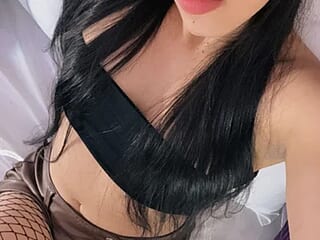 Sara_Diamond_ live webcam thumbnail