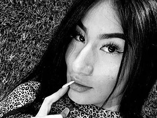 Sara_Sweet03 live webcam thumbnail