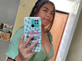 Saraa_Snow live webcam thumbnail