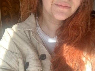 SarahSweetie live webcam thumbnail
